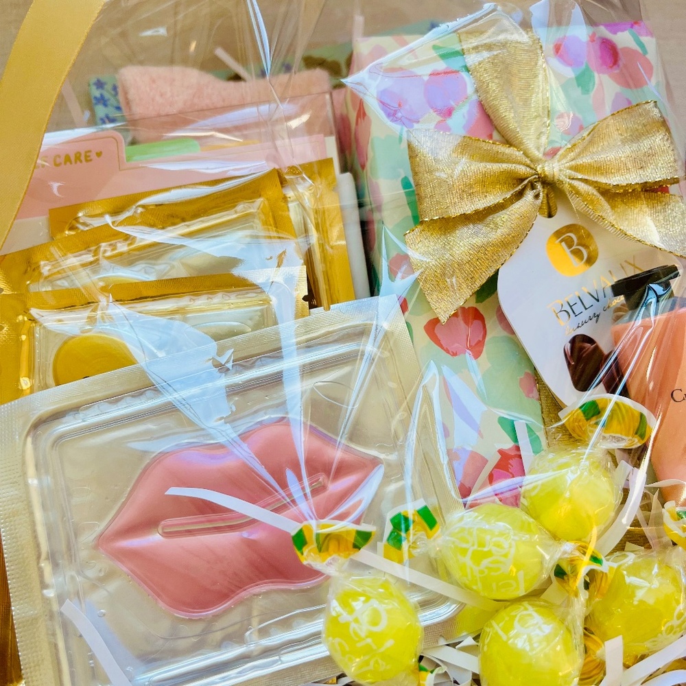 Self Care Pamper Gift Bag, Gifts for her, Birthday Gift, Gifts for Mom